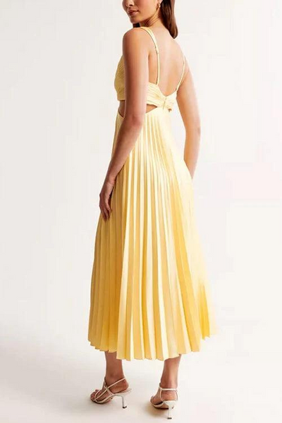 WENDY | PLEATED DRESS WITH NECKLINE